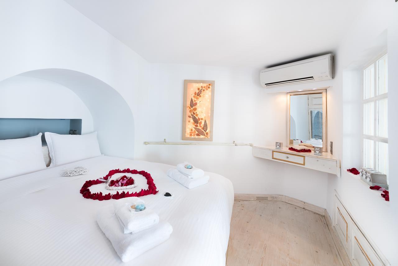 Hyperion Oia Suites Kültér fotó